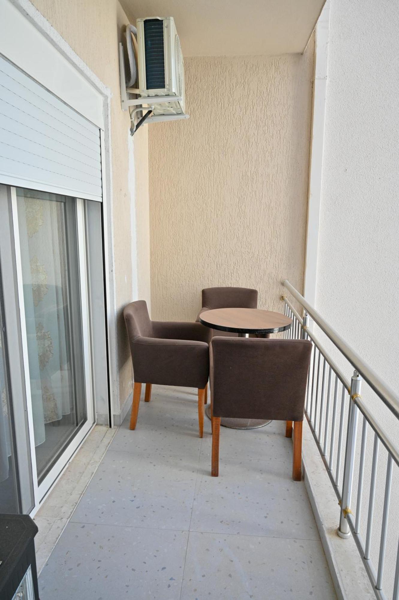 Elite Apartments Durres Bagian luar foto