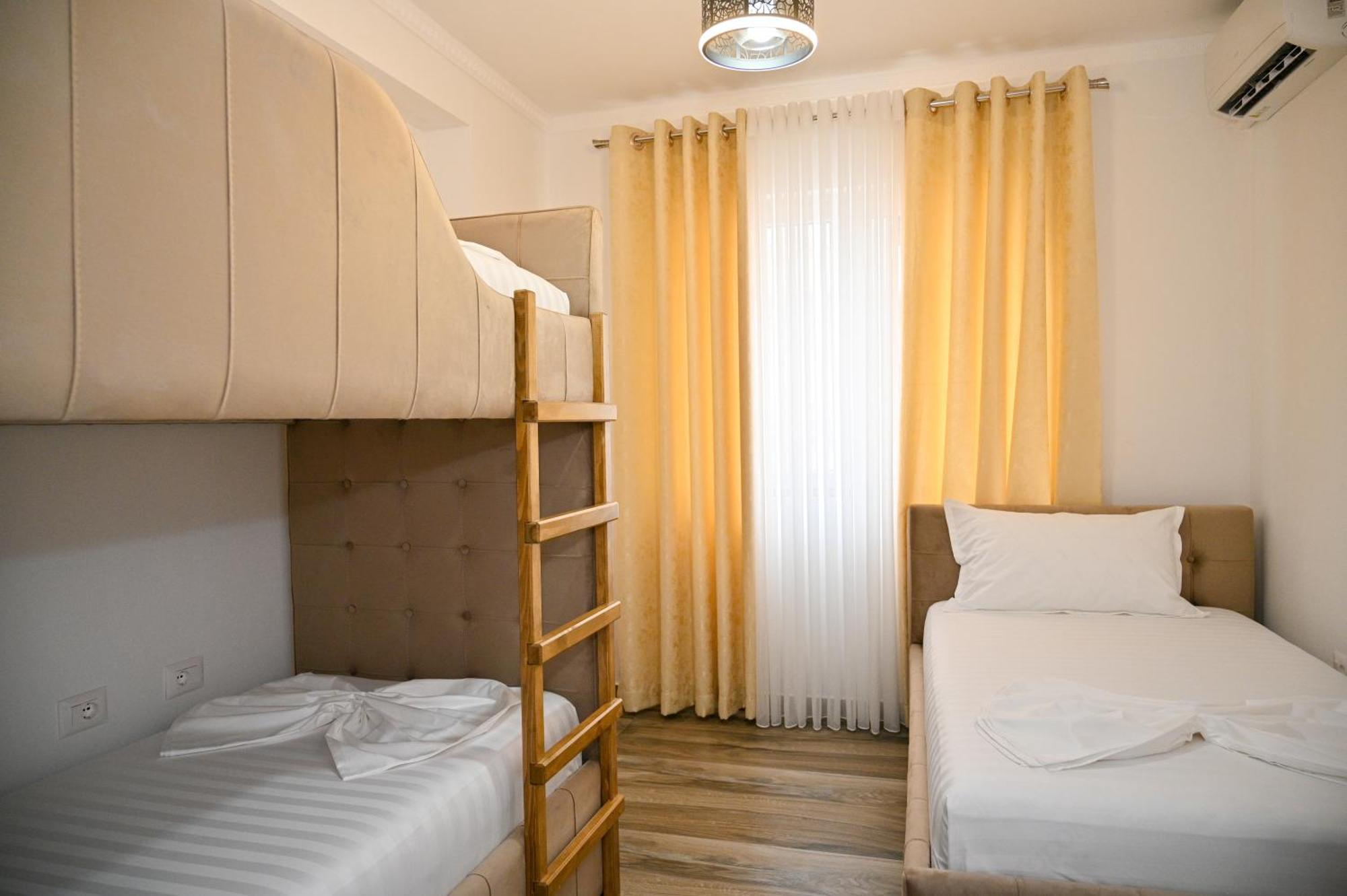 Elite Apartments Durres Bagian luar foto