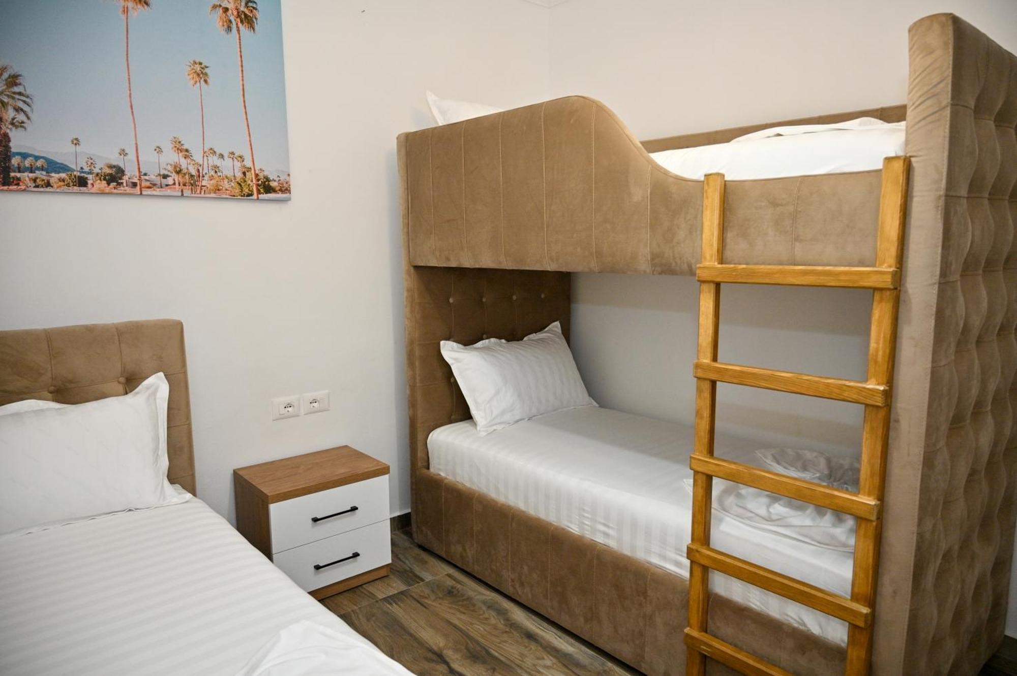 Elite Apartments Durres Bagian luar foto