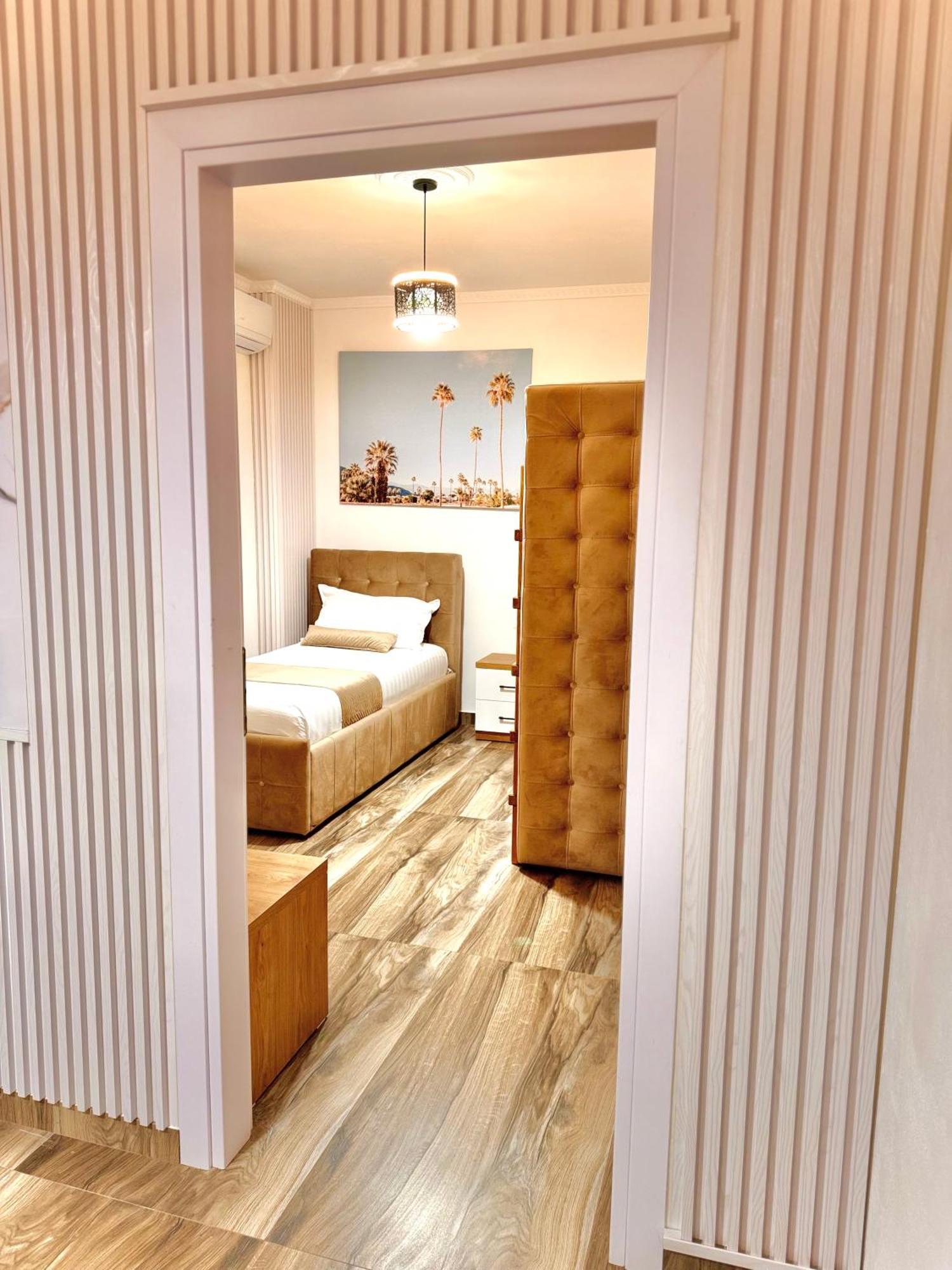 Elite Apartments Durres Bagian luar foto