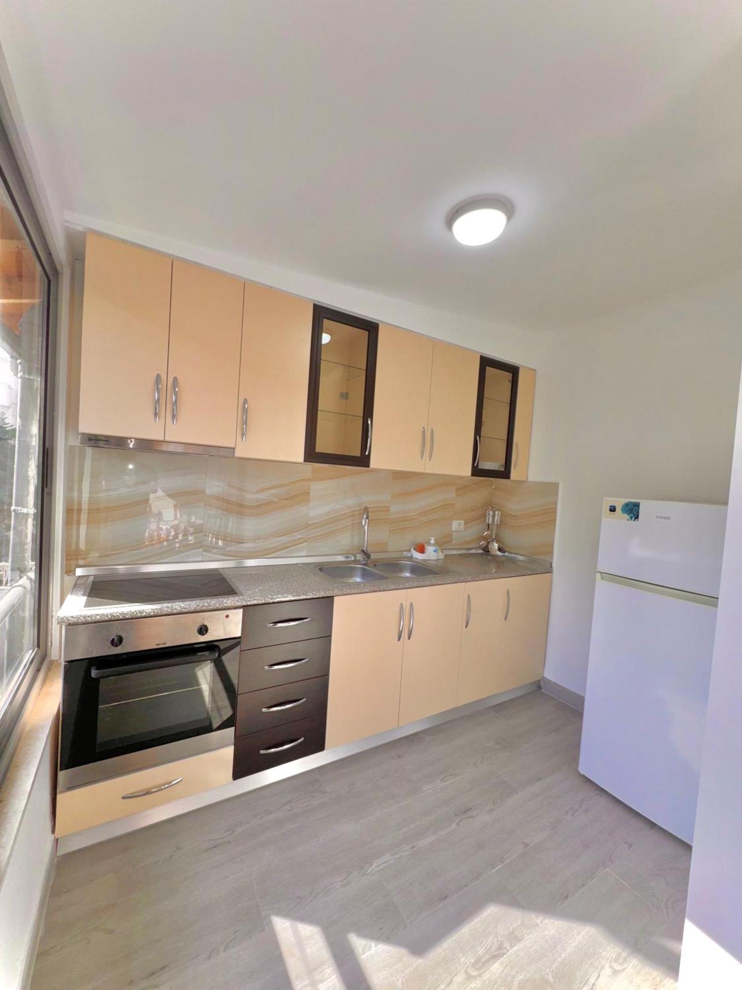 Elite Apartments Durres Bagian luar foto