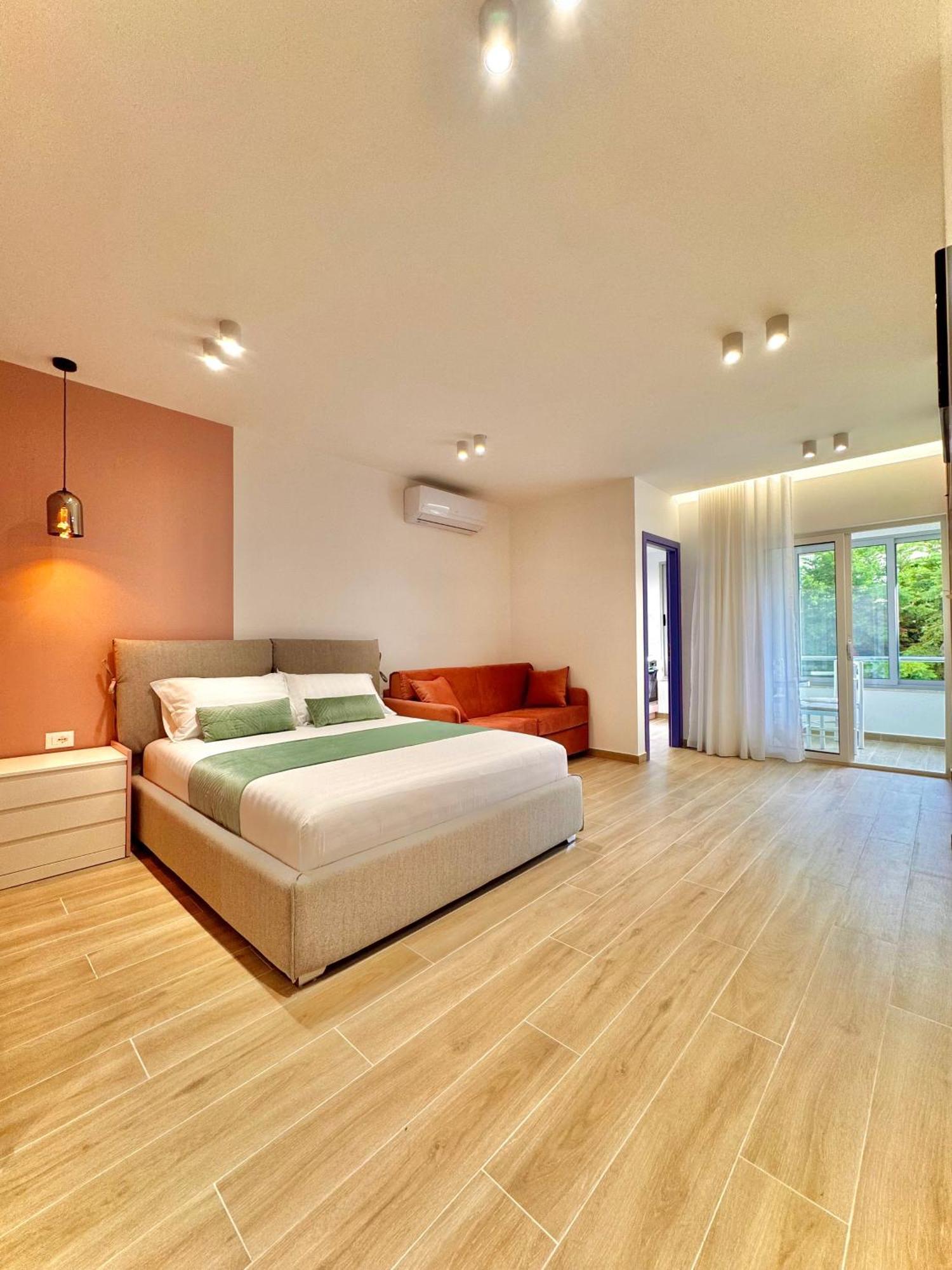 Elite Apartments Durres Bagian luar foto